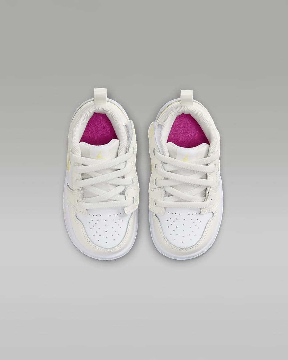 Jordan baby trainers top